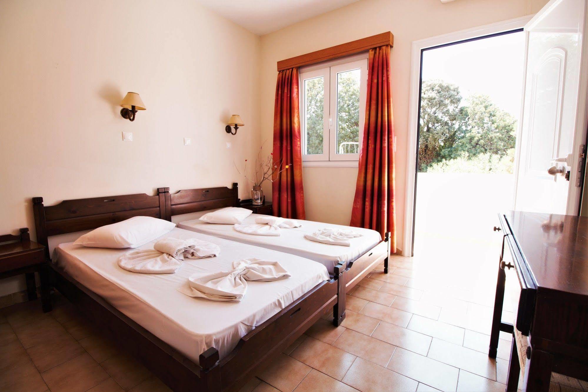 Ampavris Family Apartments Kosz Kültér fotó